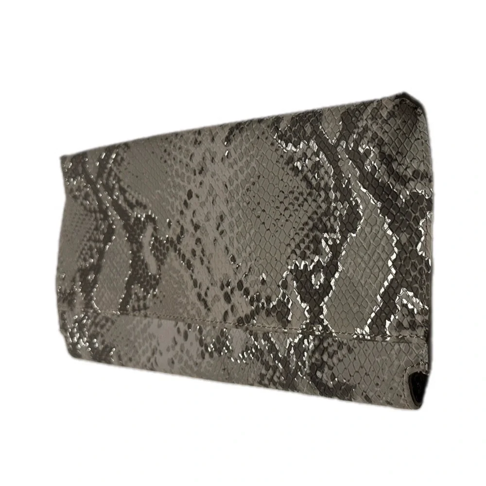Banana Republic‎ clutch purse